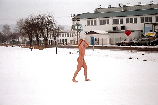 Naked on Public - Public Amateurs Galleries; Amateur Public 
