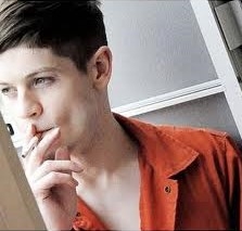 Iwan Rheon; Men 